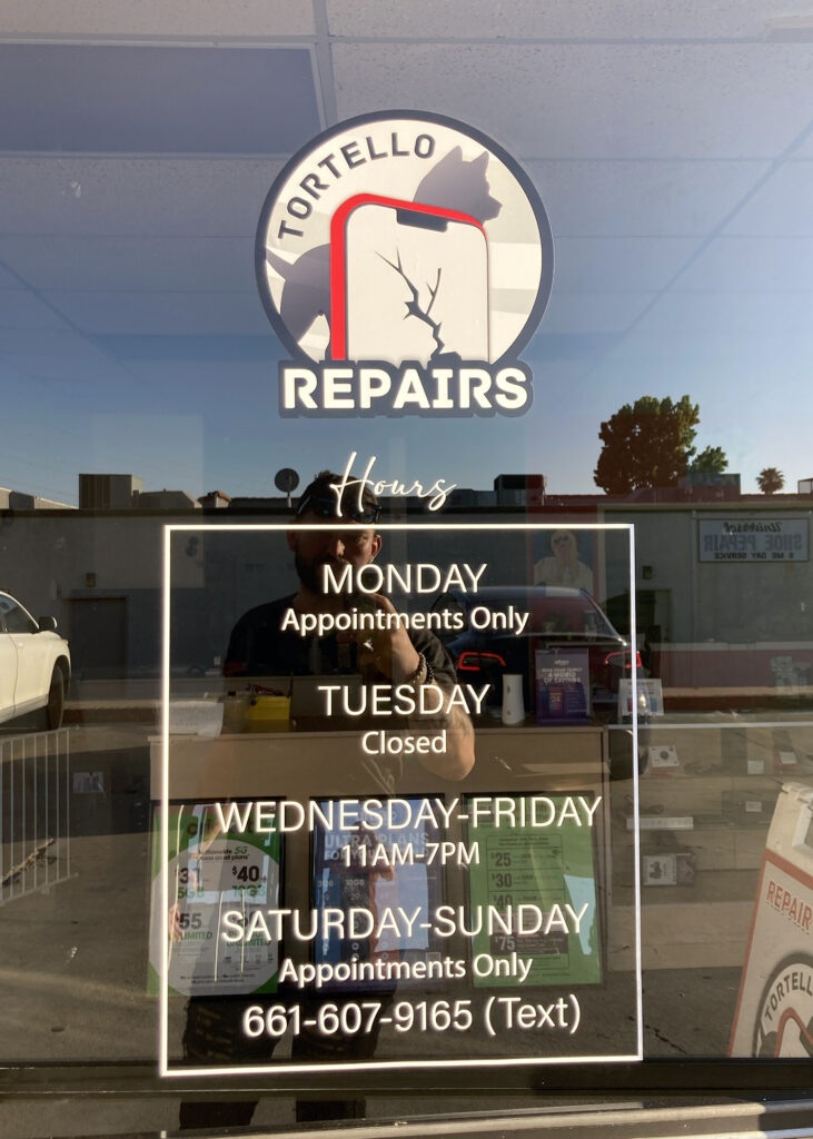 window graphics installed in santa clarita by a santa clarita sign company, Stay Up Sign Co.