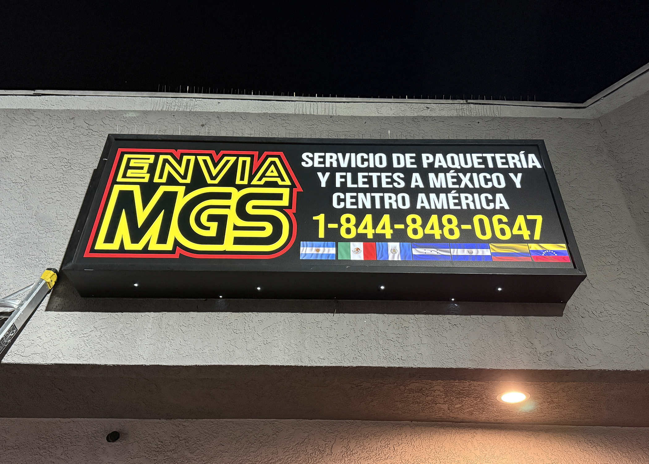 illuminated cabinet box sign for envia mgs in los angeles, ca